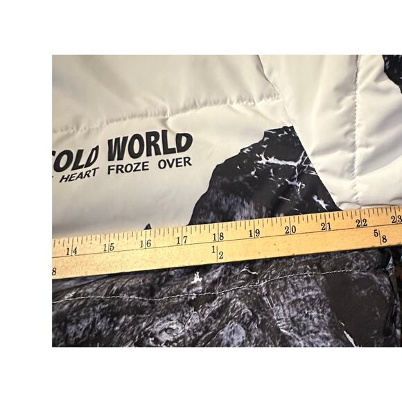 Broken Promises Glacier Cold Black & White Puffer Jacket Size Medium Women's - Picture 5 of 7